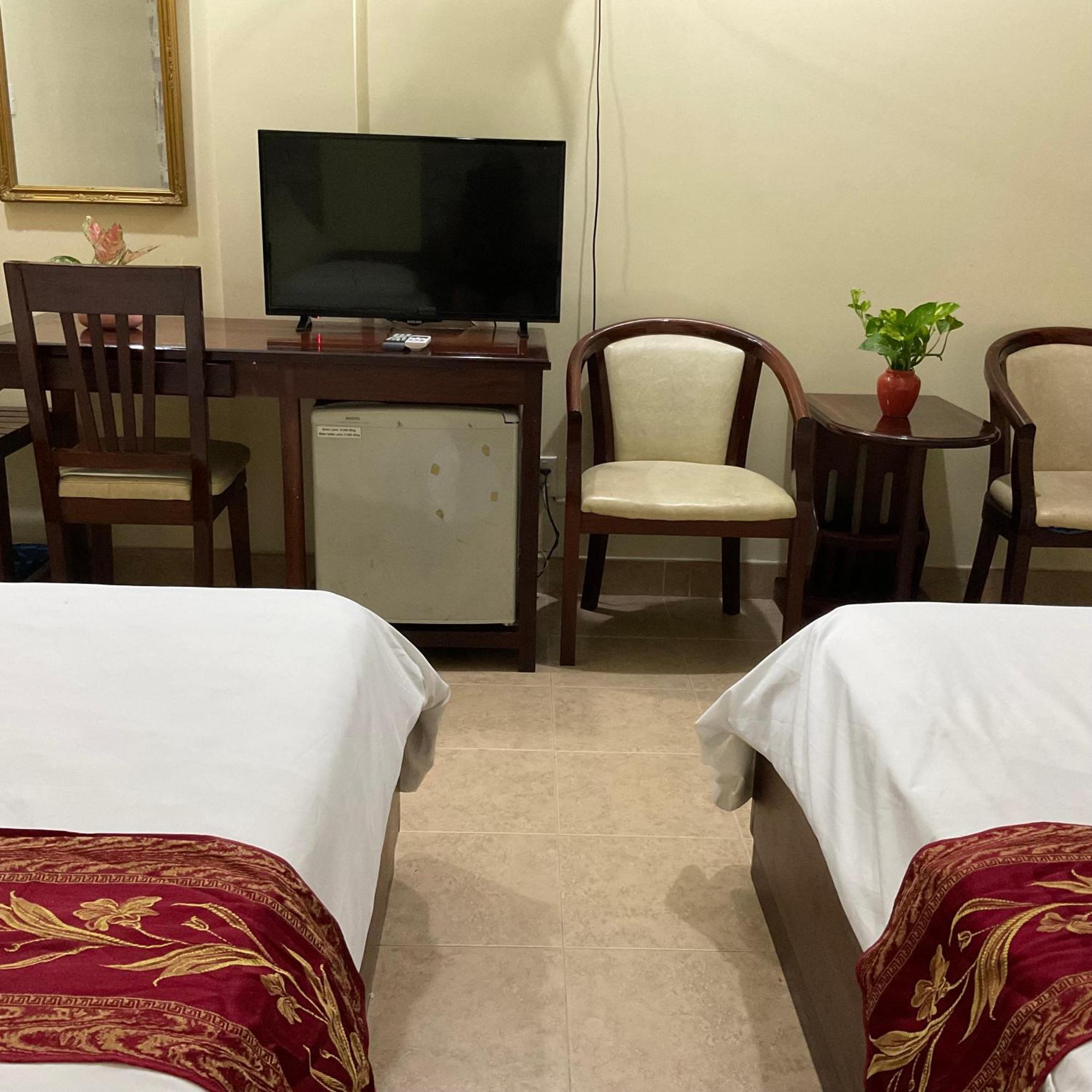 Hotel Khach San Minh Chau - Hoa Hung Ho Chi Minh Zewnętrze zdjęcie