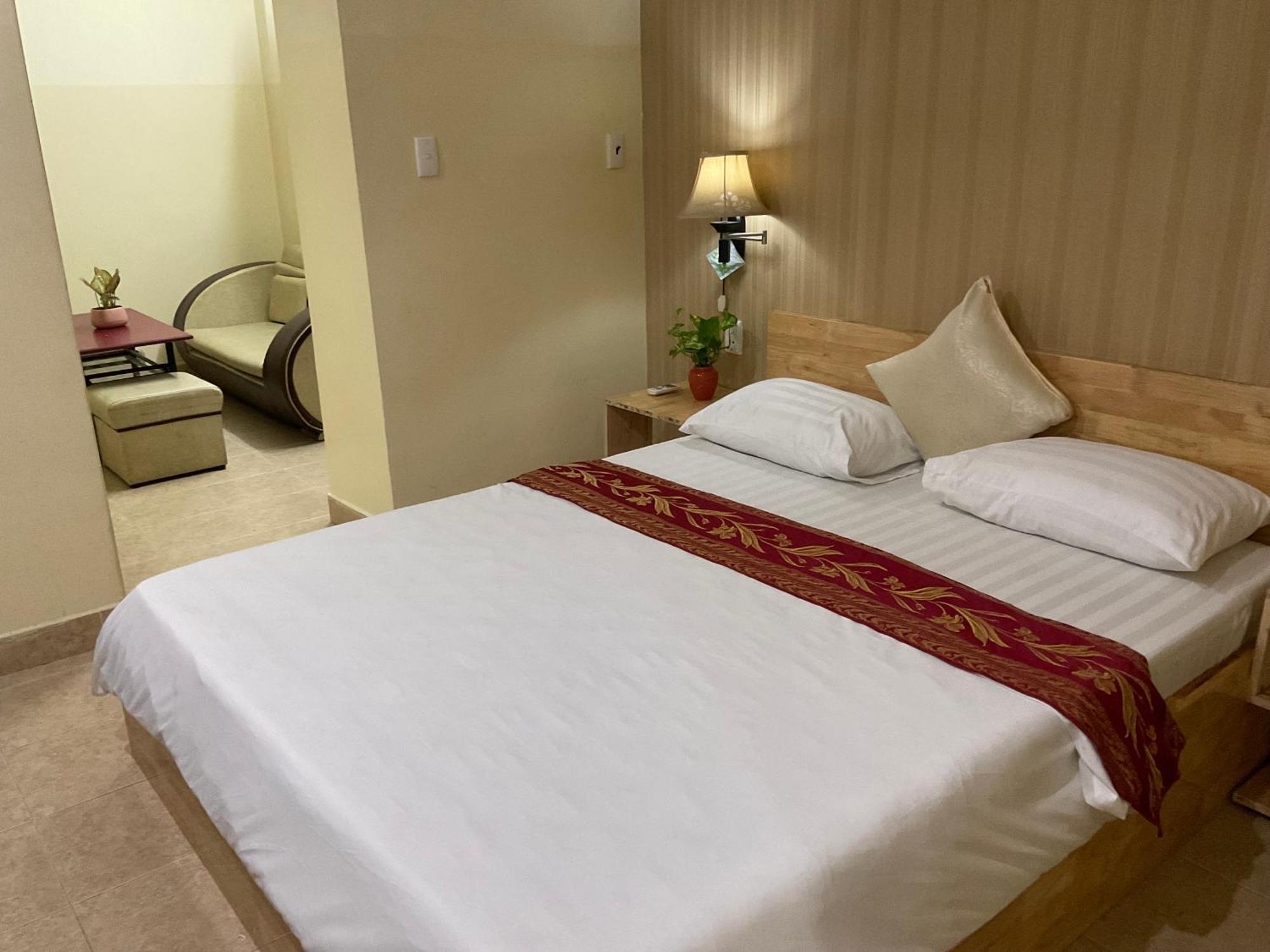 Hotel Khach San Minh Chau - Hoa Hung Ho Chi Minh Zewnętrze zdjęcie