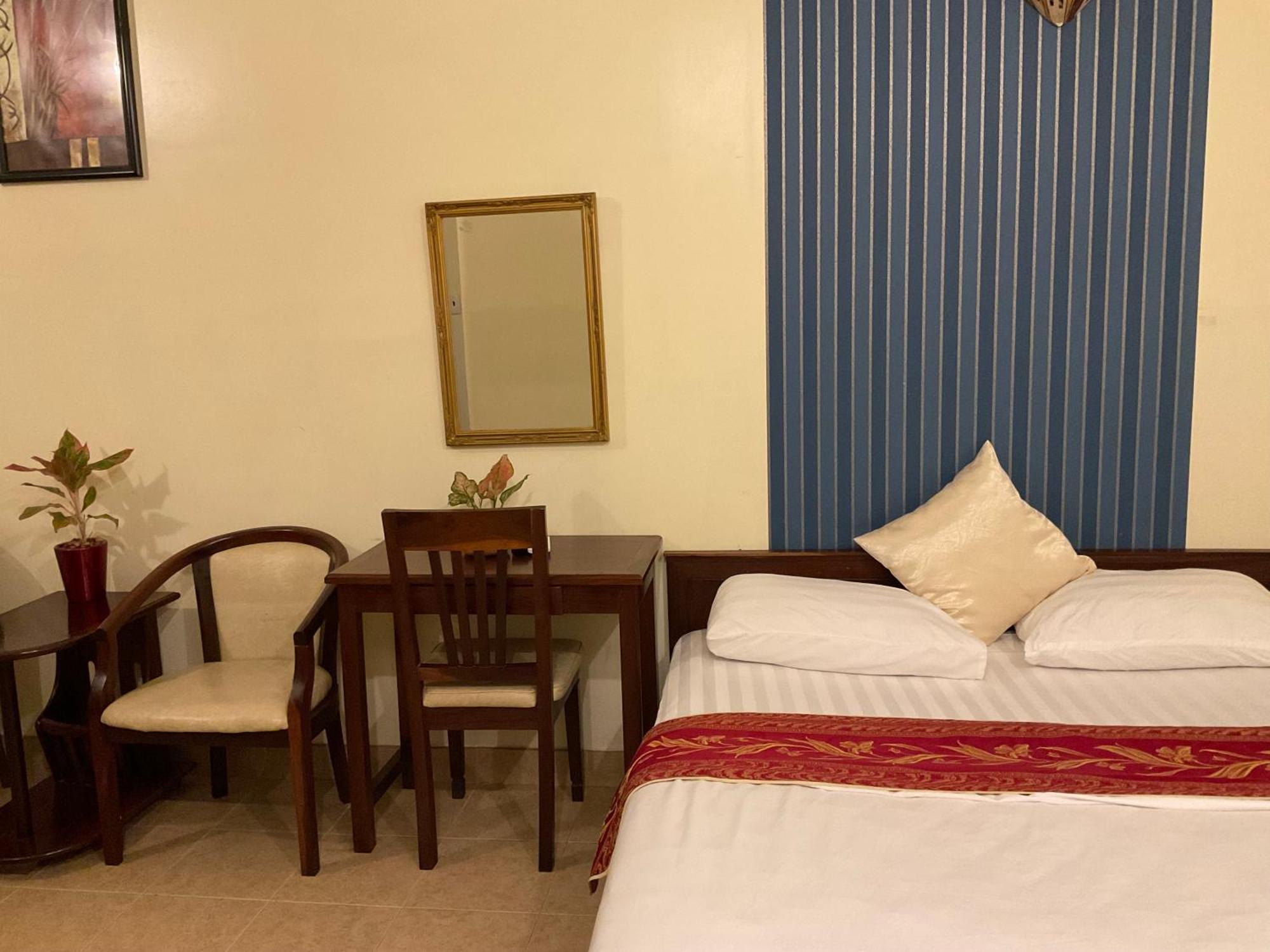 Hotel Khach San Minh Chau - Hoa Hung Ho Chi Minh Zewnętrze zdjęcie