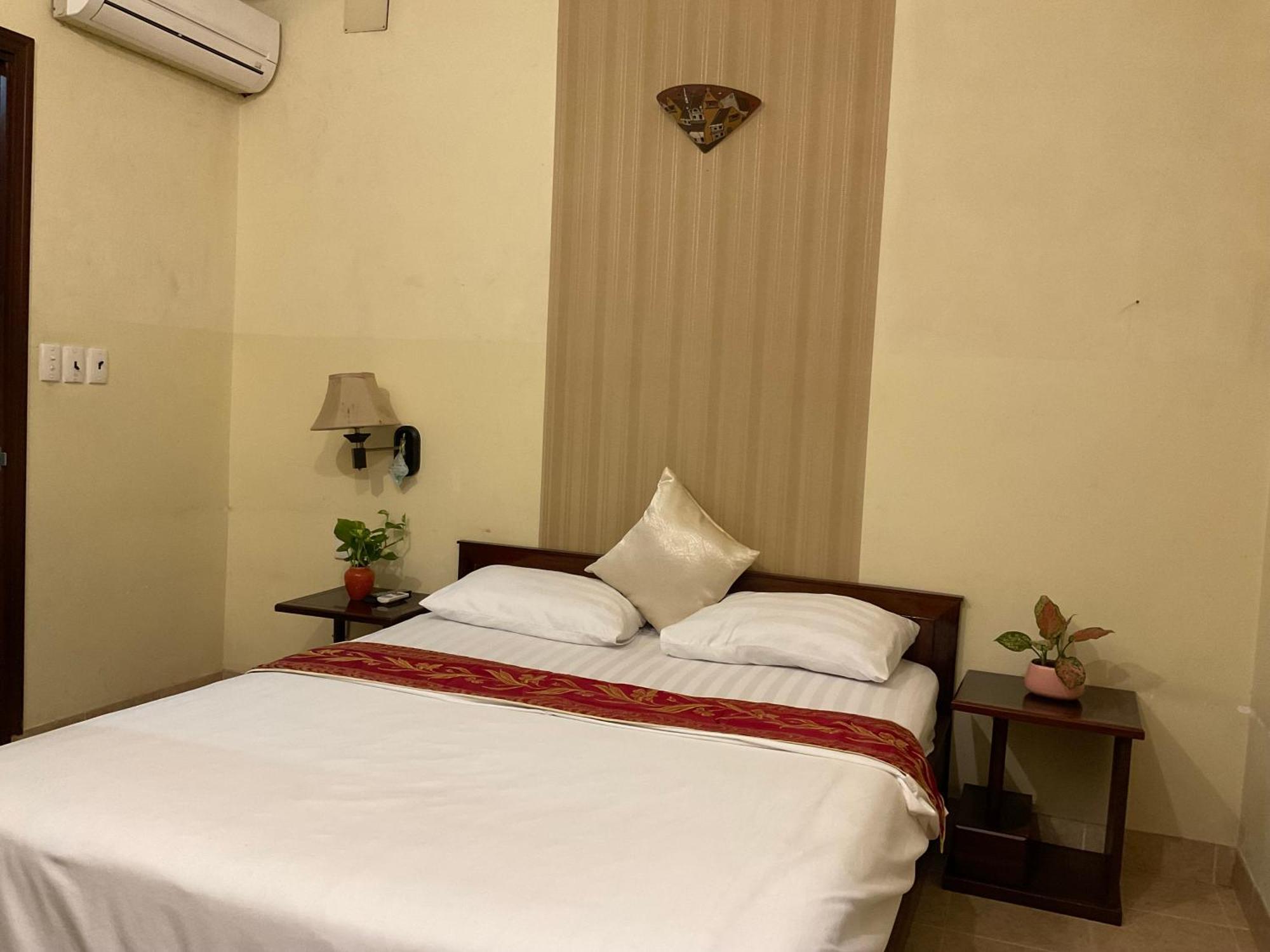 Hotel Khach San Minh Chau - Hoa Hung Ho Chi Minh Zewnętrze zdjęcie